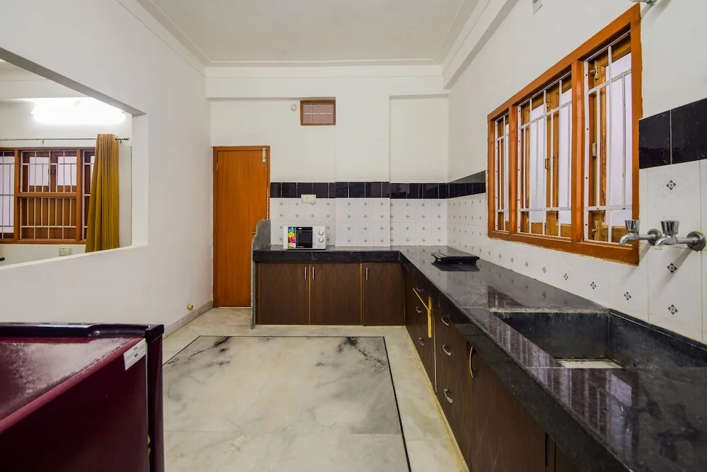 OYO Home 12240 3BHK Mangal Apartment Hiran Magri