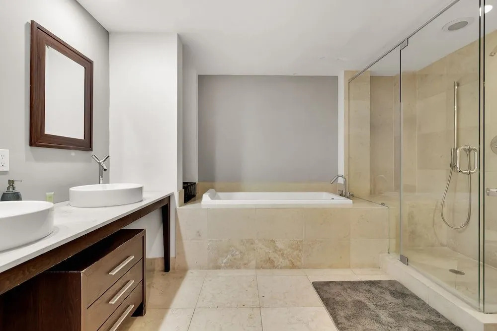 Majestic PH in Brickell-Top Amenities