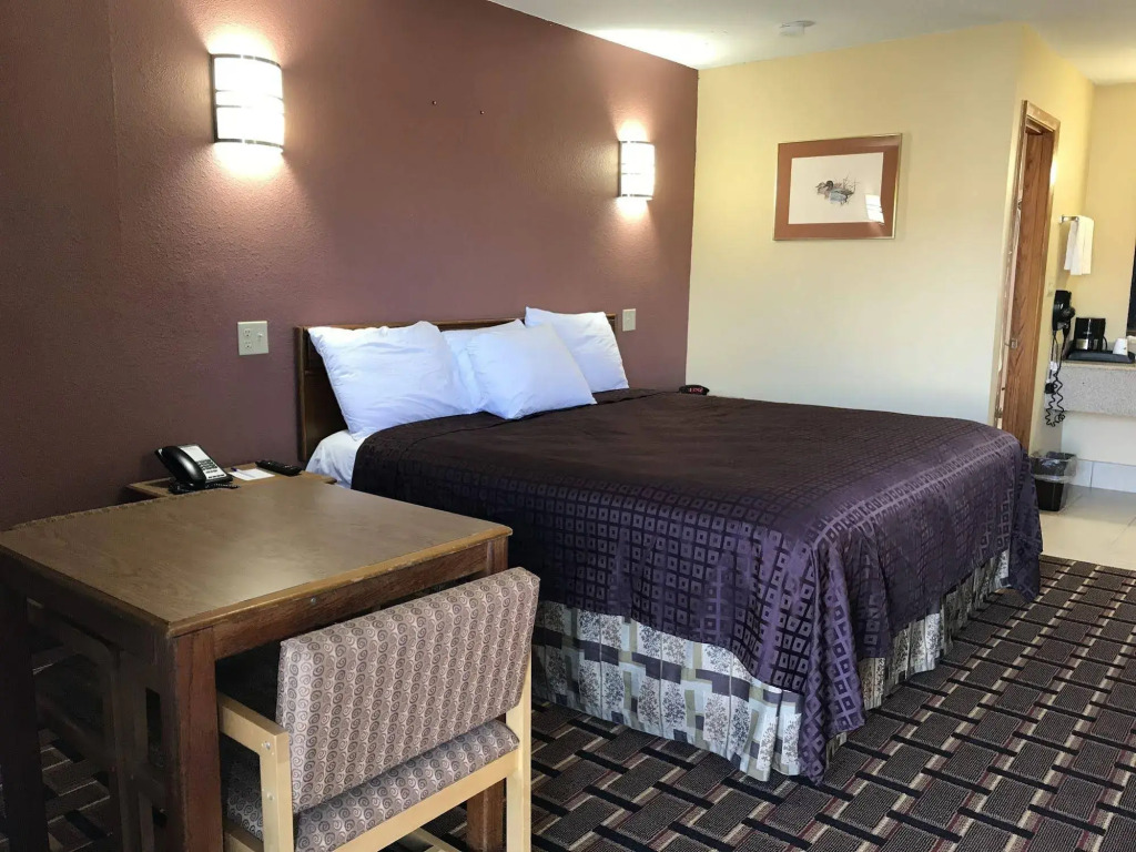 Americas Best Value Inn-Indianola