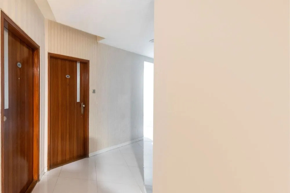 Capital O 45497 Savoy Suites