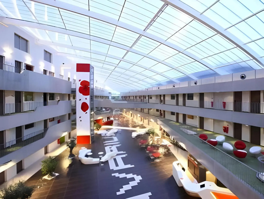 COWOOL Cergy