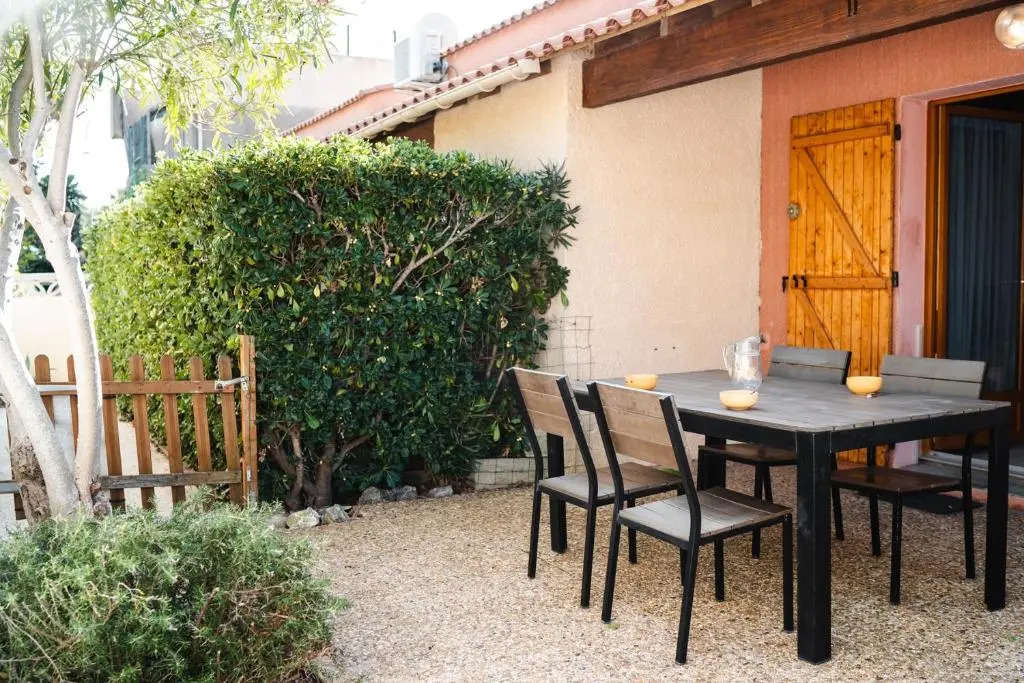 MM11 : Villa 2 pièces 5 couchages NARBONNE-PLAGE