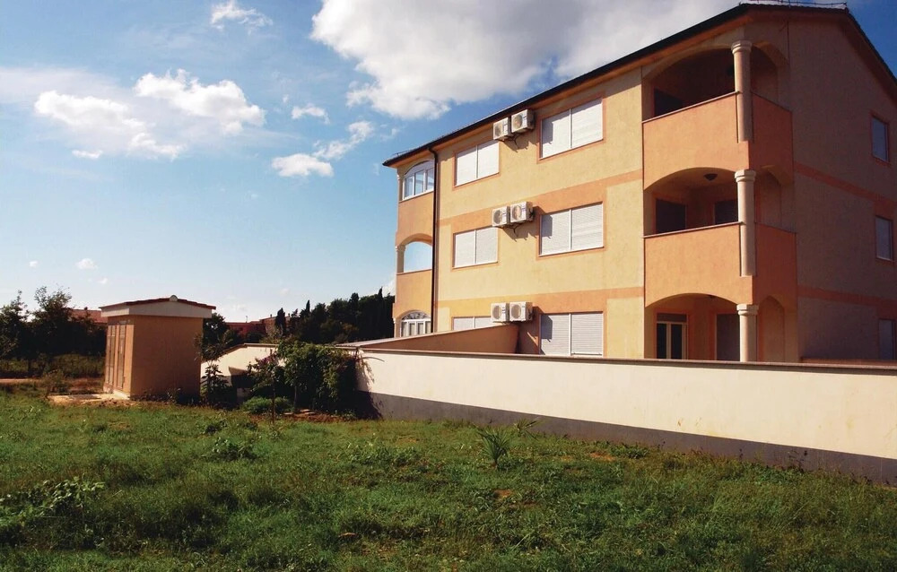 Nice Apartment in Medulin With 2 Bedrooms