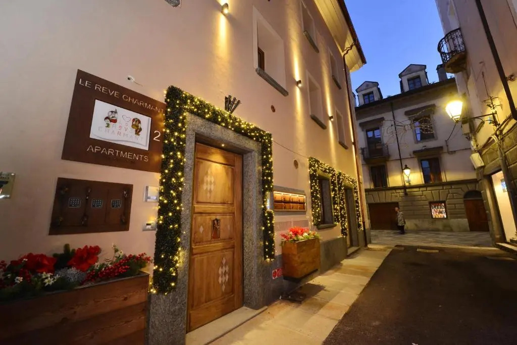 Le Reve Charmant Apartments - Via SantOrso,2