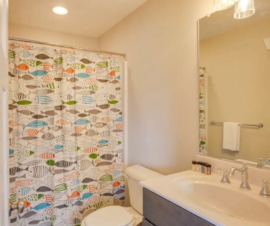 Gorgeous New Modern Farmhouse-style Townhouse Just Blocks From the Virginia Beach Oceanfront
