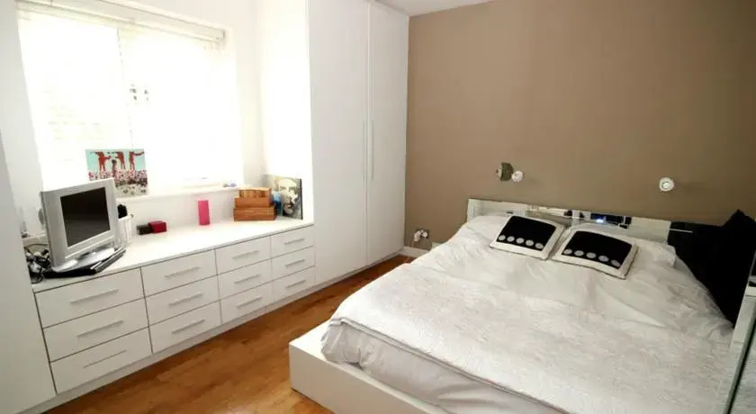 FG Property - Kensal Town, Warfield Road