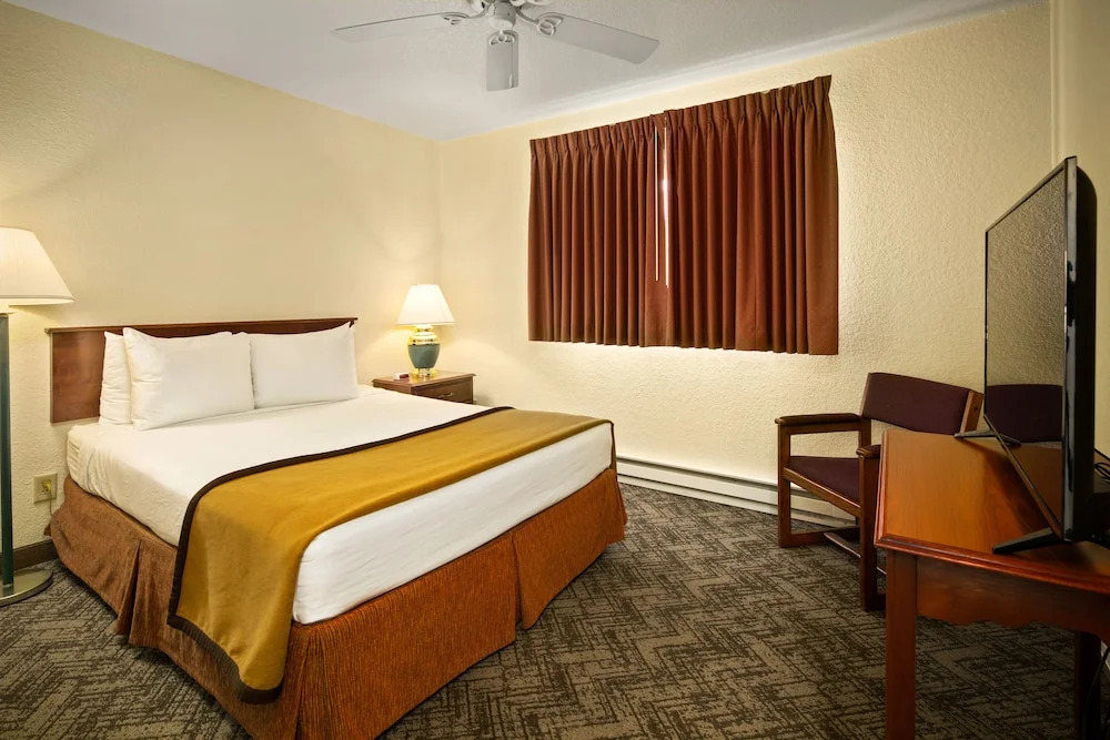 Black Hills Luxury Suites