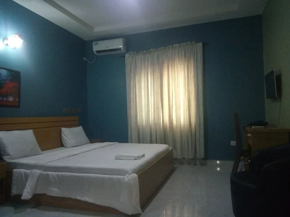 Glamour Park Hotel & Suites