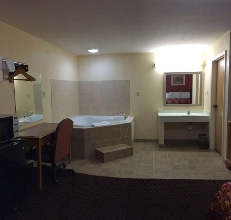 Voyager Inn