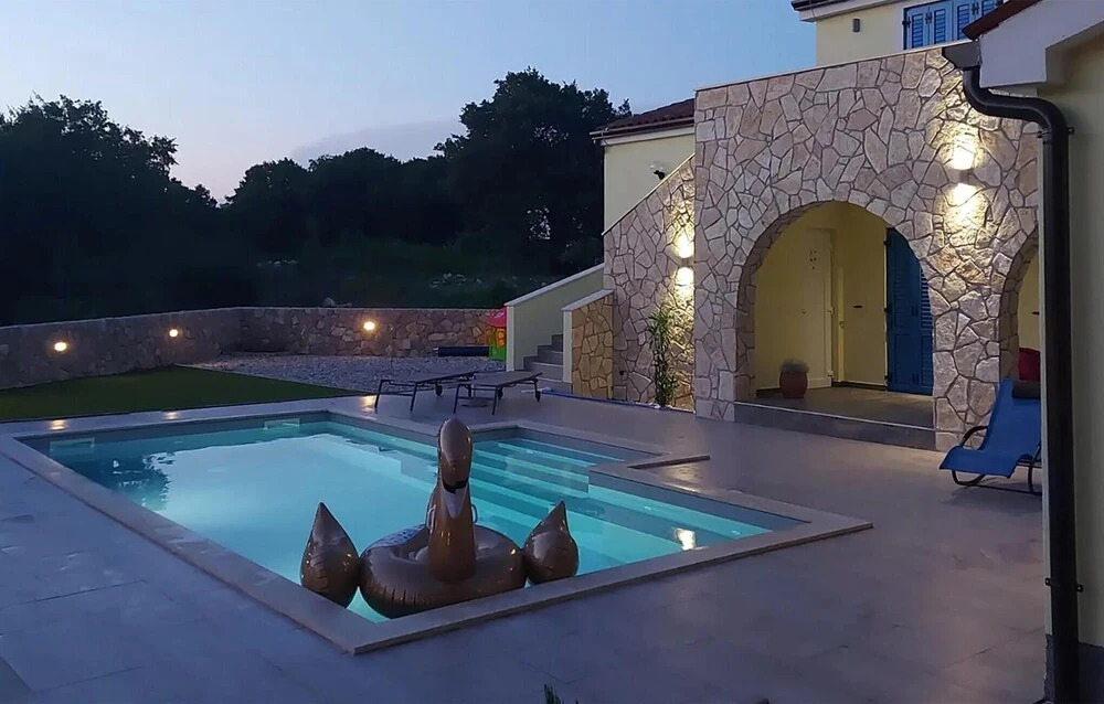 Amazing Home In Dobrinj