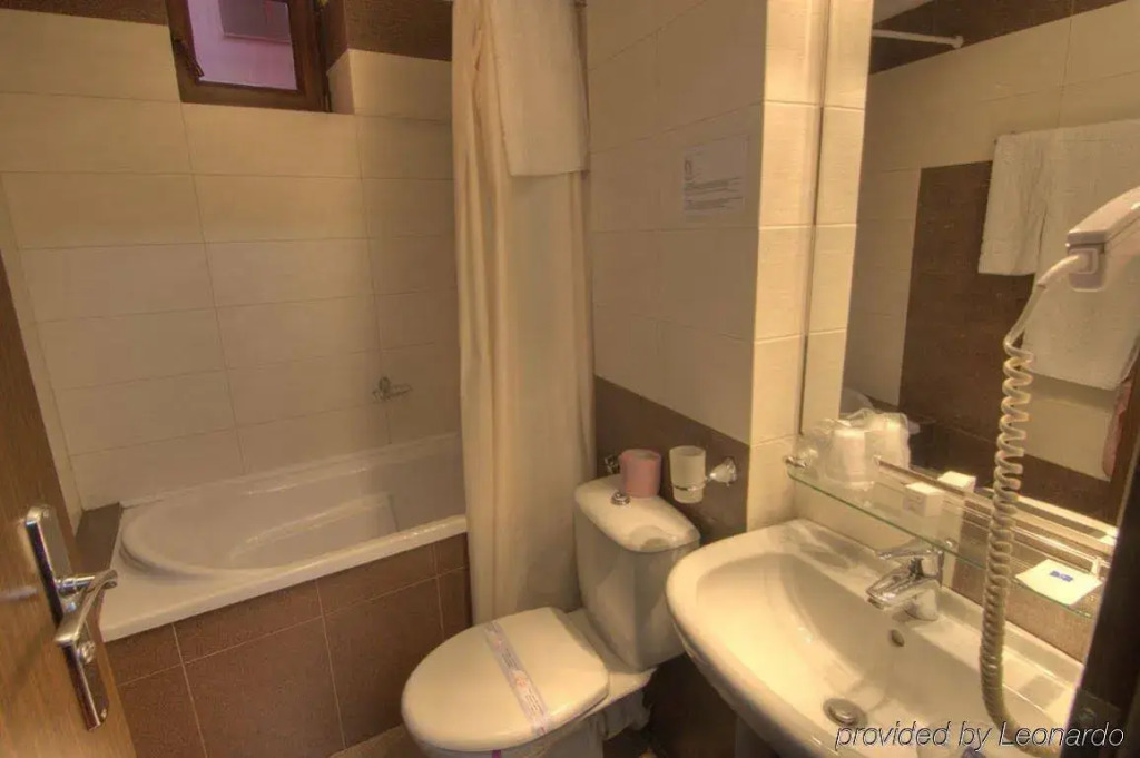 Hotel Razvan