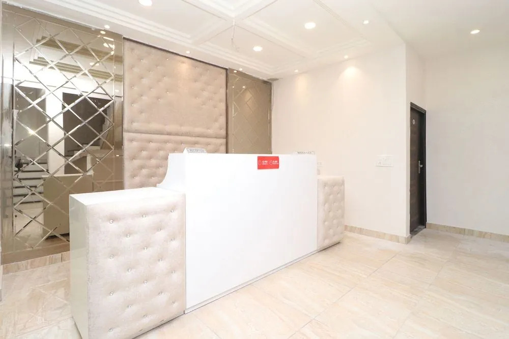 Itsy Hotels P Grand