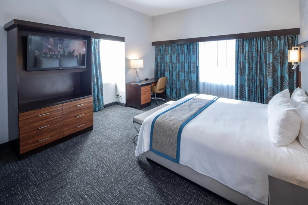 Akwesasne Mohawk Casino Resort and Players Inn Hotel