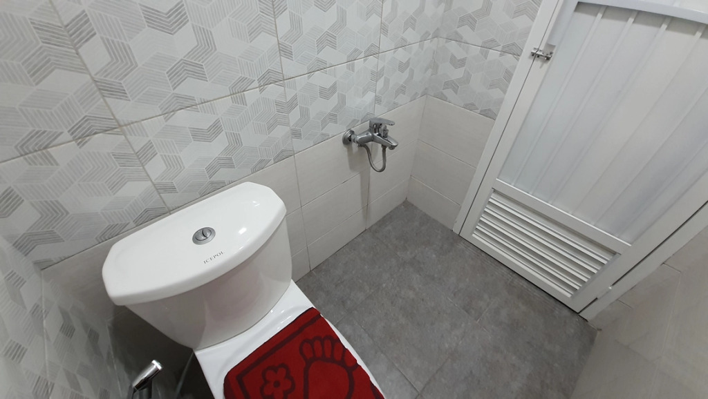 RedDoorz Syariah near Solo Square Mall
