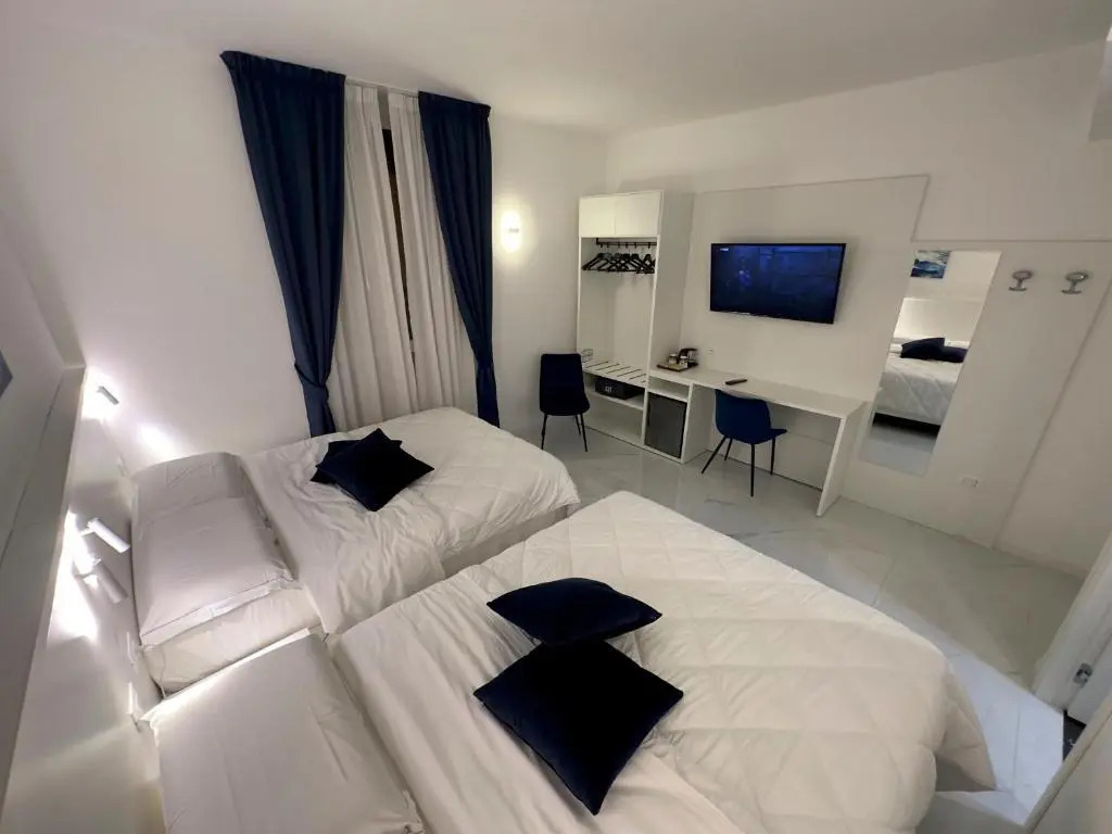 Hotel Smart Cruise