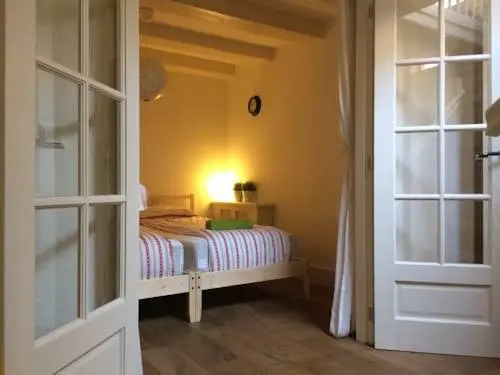 Jordaan House