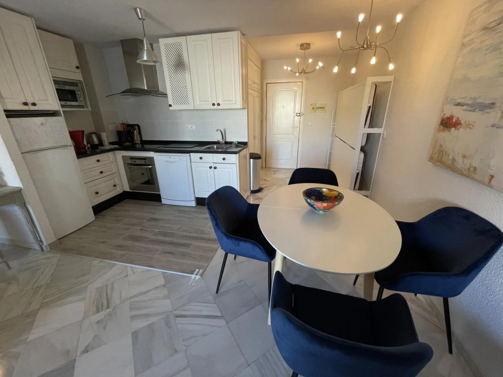 Apartment Zena - CTVR130A