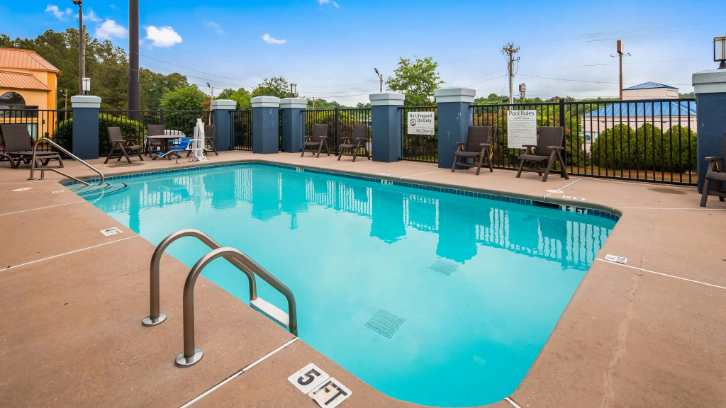 Best Western Commerce Inn