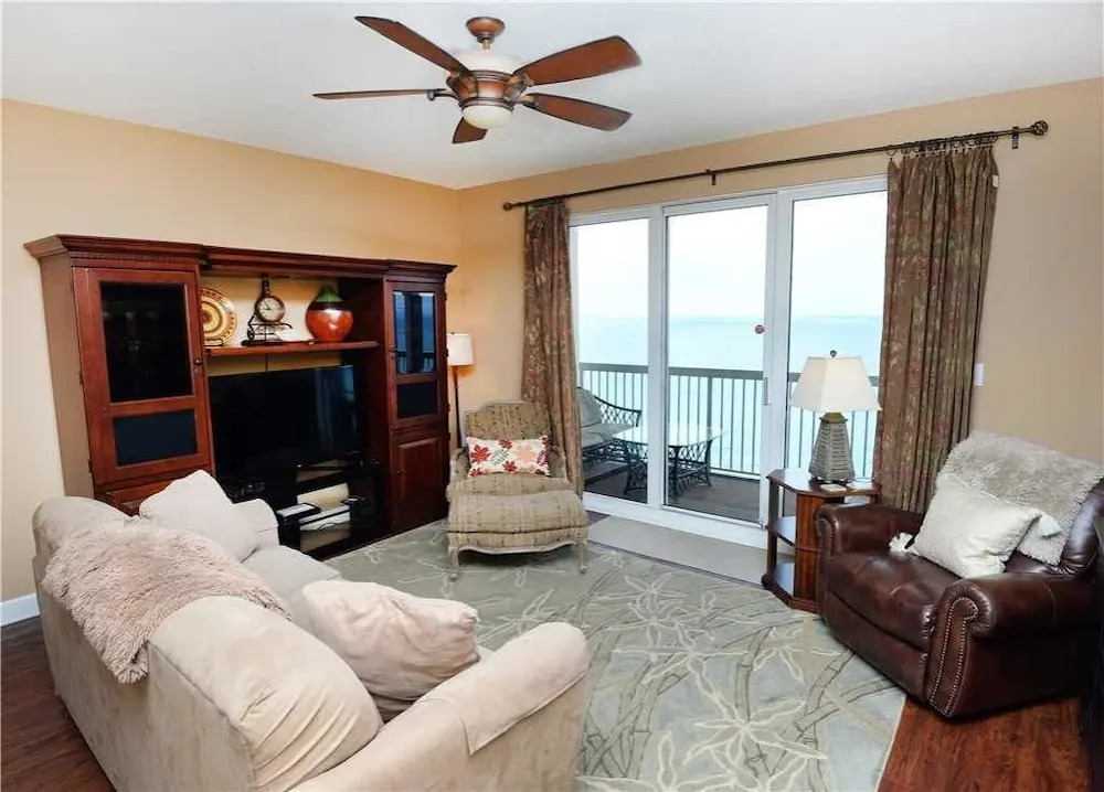 Seychelles 1307 - One Bedroom Condo