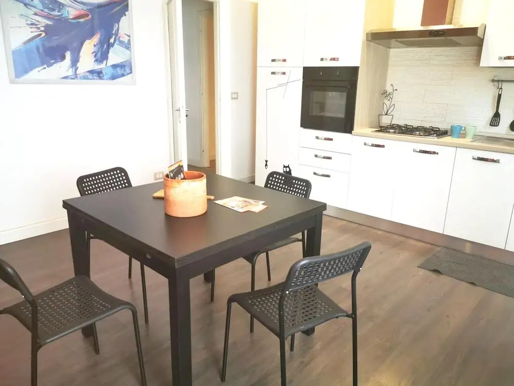 Apartment with 4 Bedrooms in Catania, with Wonderful Mountain View, Furnished Balcony And Wifi - 1 Km From the Beach