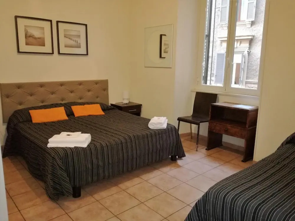 Marvi Hotel