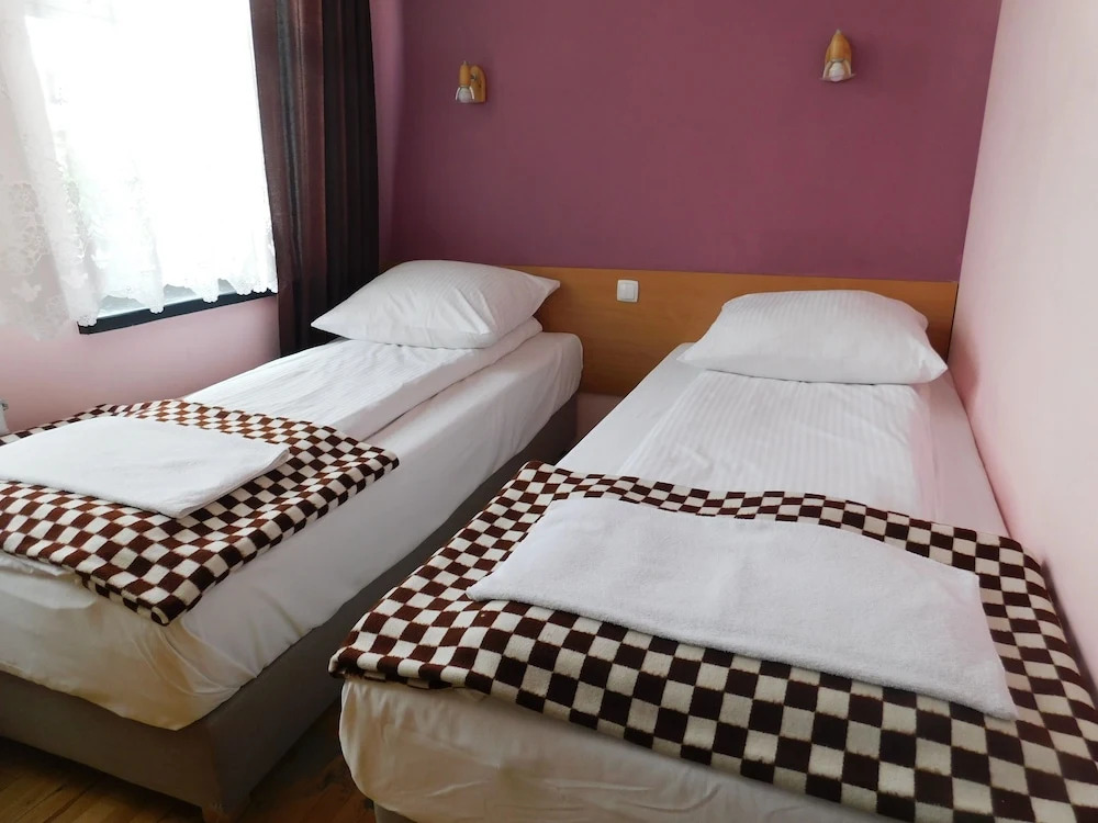 Korona Rooms