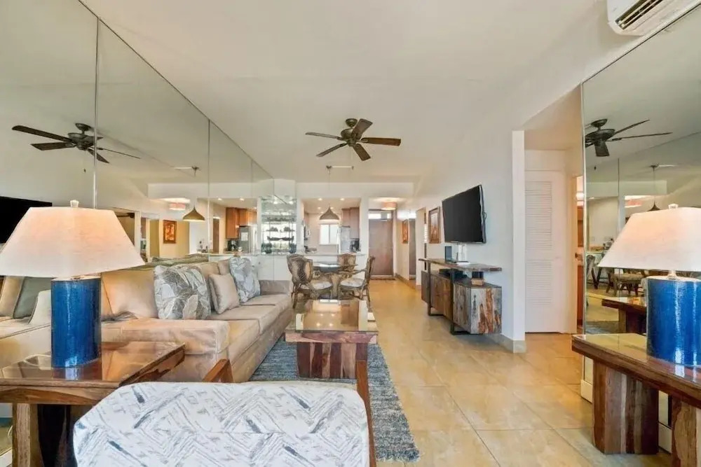Menehune Shores, #623 2 Bedroom Condo by RedAwning