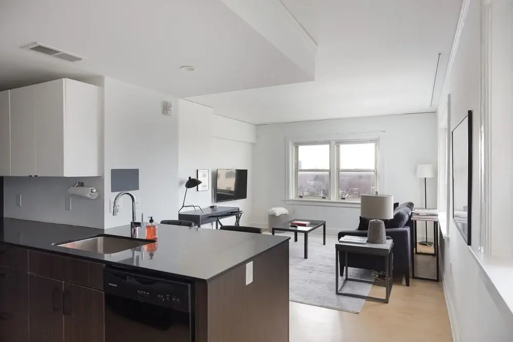 Comfy MW Apts with Gym & WD by Zencity