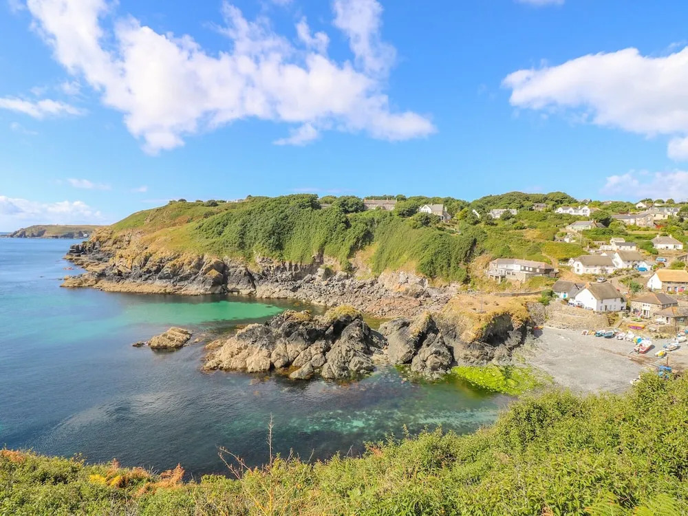 Spinnaker, Cadgwith