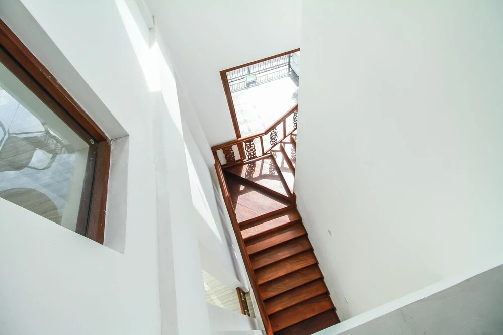 Hotel Queensbury by OYO Rooms