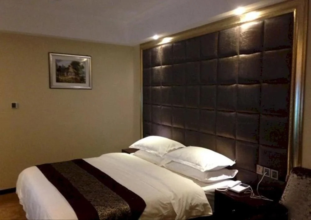 Kunming Xundian Jinshiji Hotel