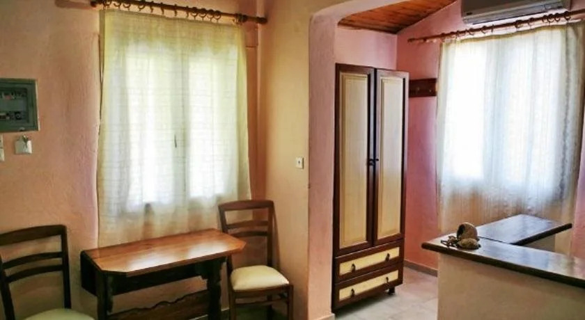 Paradise Studios