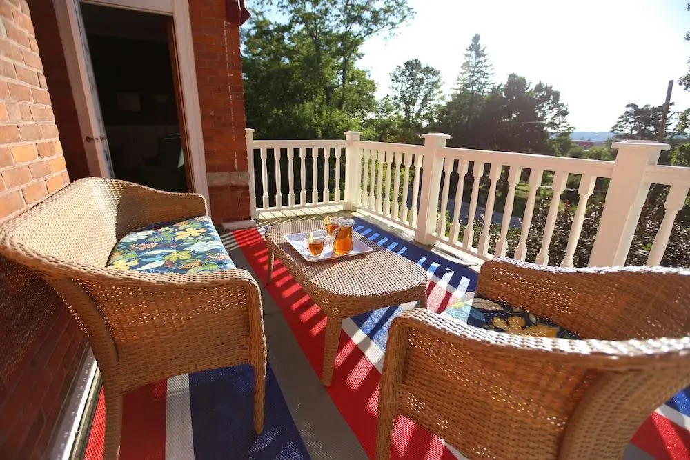 Markdale Manor Bed & Breakfast