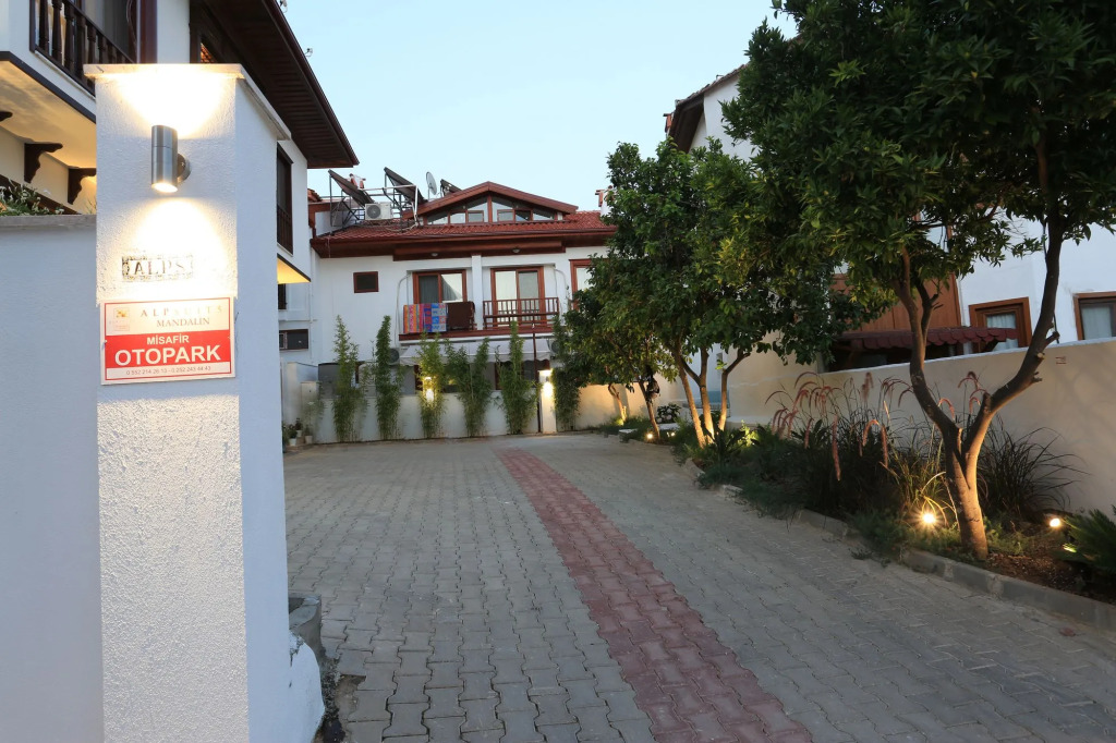 Alp Suites Mandalin