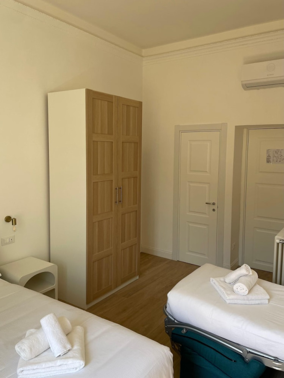 Vaticano Venticinque Guest House by Ghor