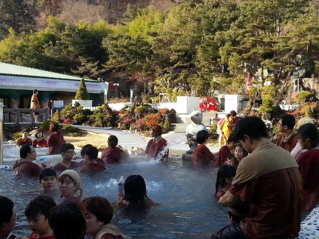 Nogodan Guesthouse and Hotel
