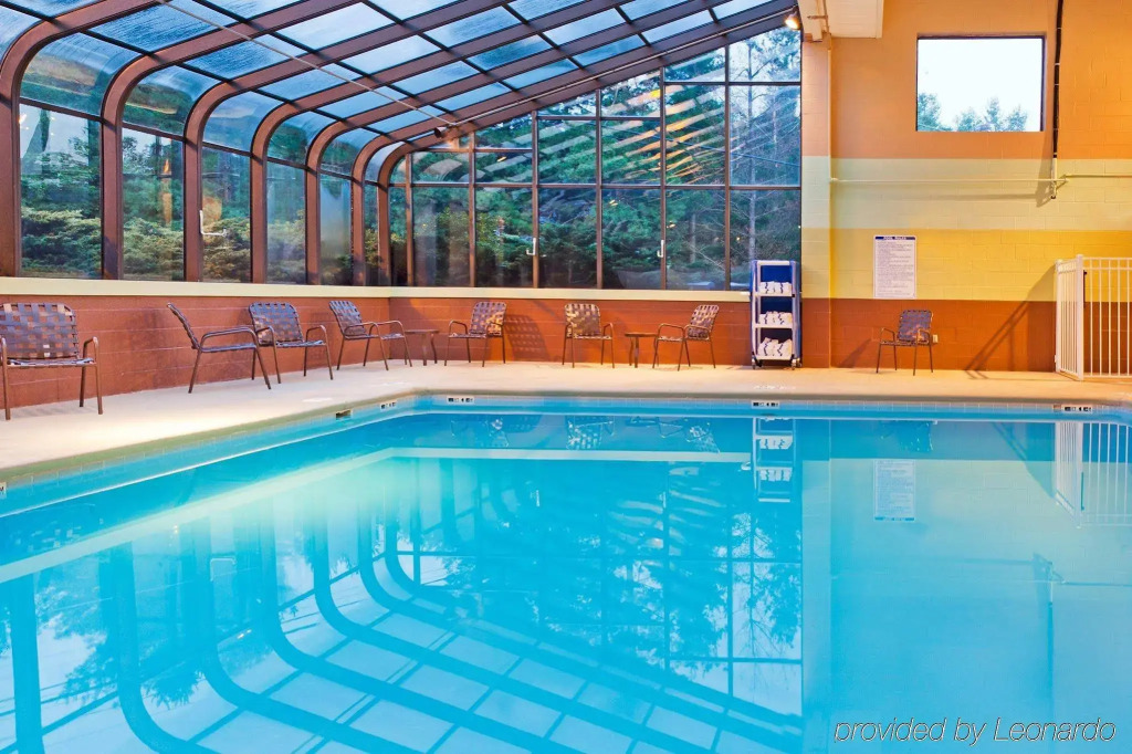 Holiday Inn Express Blowing Rock South by IHG