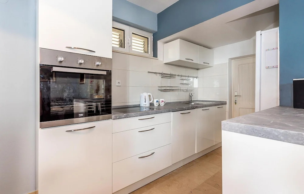 Four-Bedroom Holiday Home In Rogoznica