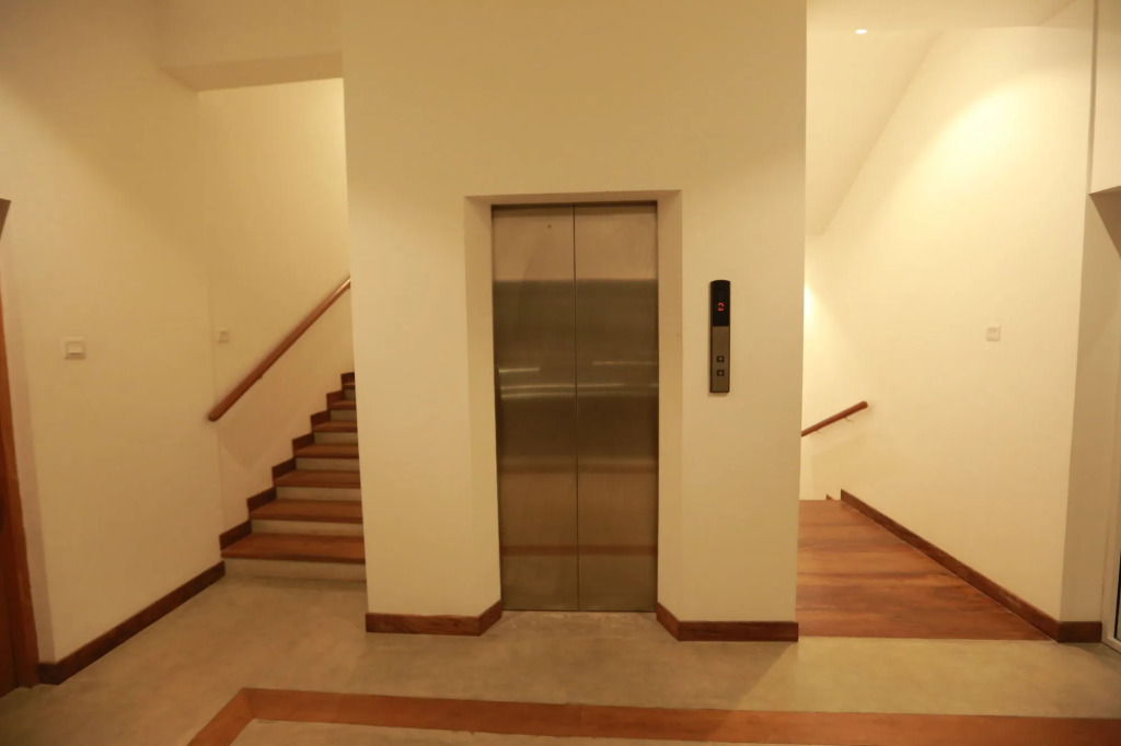 Refresh Hotel Hikkaduwa