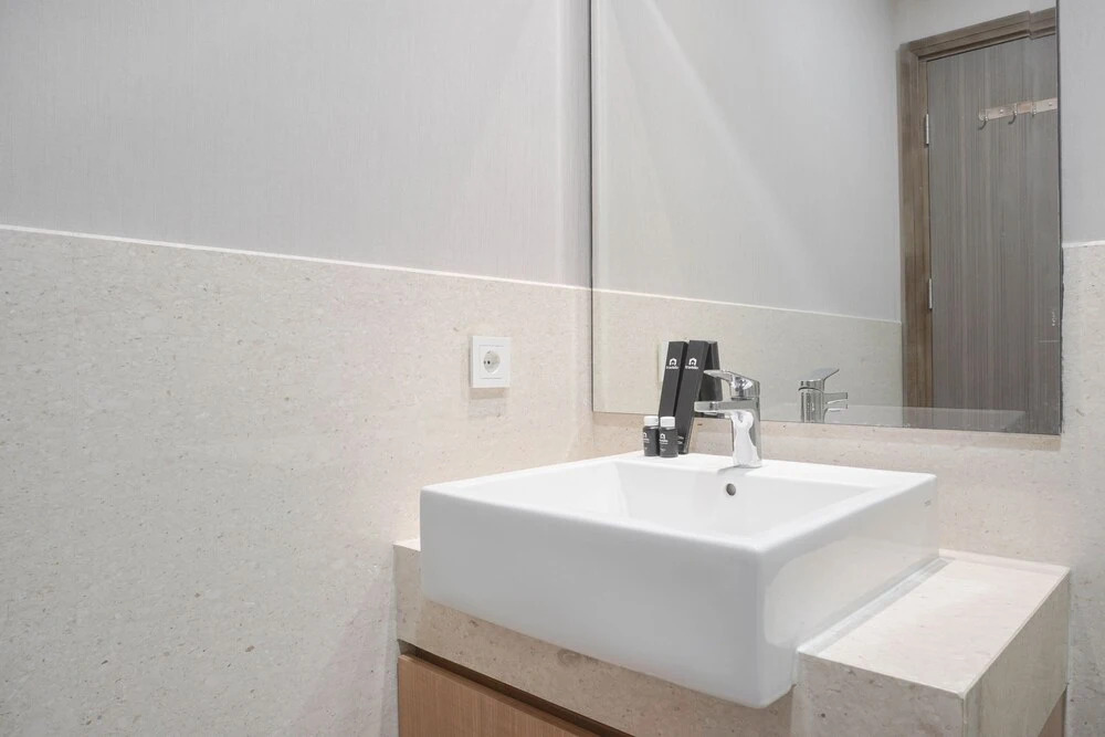 Exclusive 1Br Apartment With Study Room At Southgate Residence