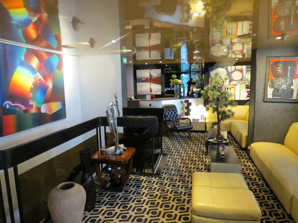 HOTEL ALISON