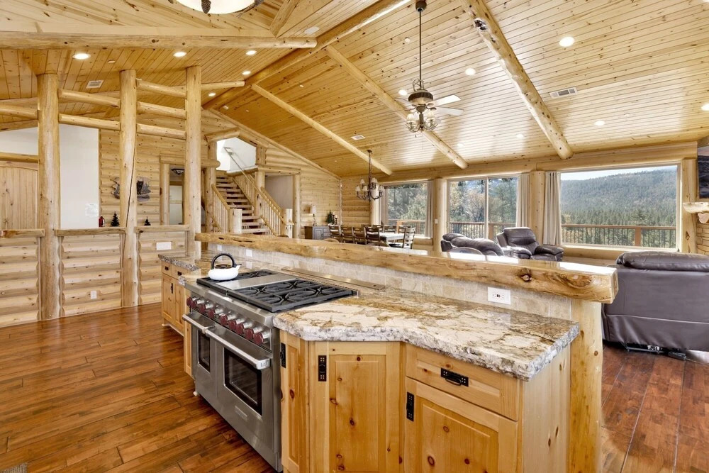 2206-golden Oak Log Cabin 7 Bedroom Home by RedAwning