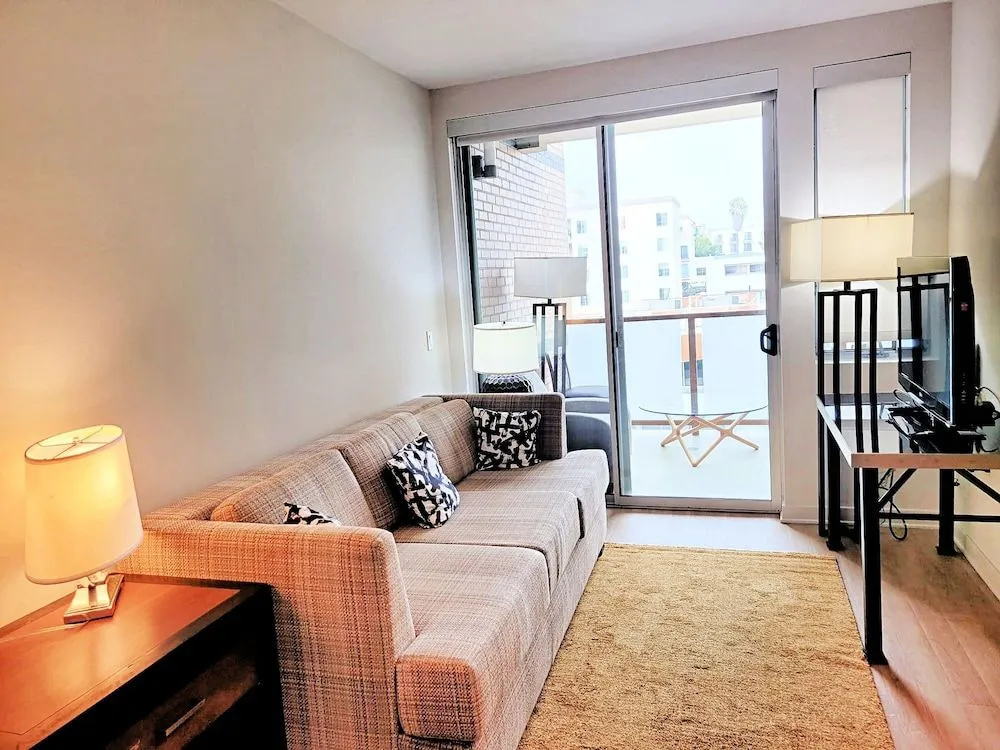 Santa Monica Promenade Condos