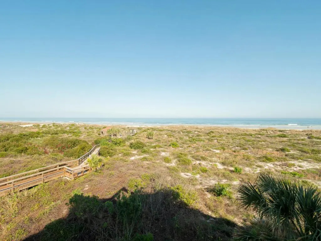 Hibiscus 301-A, 2 Bedrooms, Ocean Front, 3 Pools, Sleeps 6, Pet Friendly