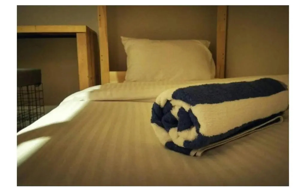 Books & Beds