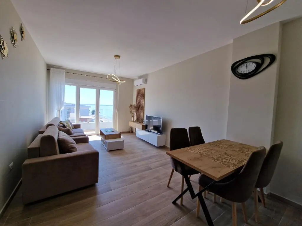 Anchor Apartments