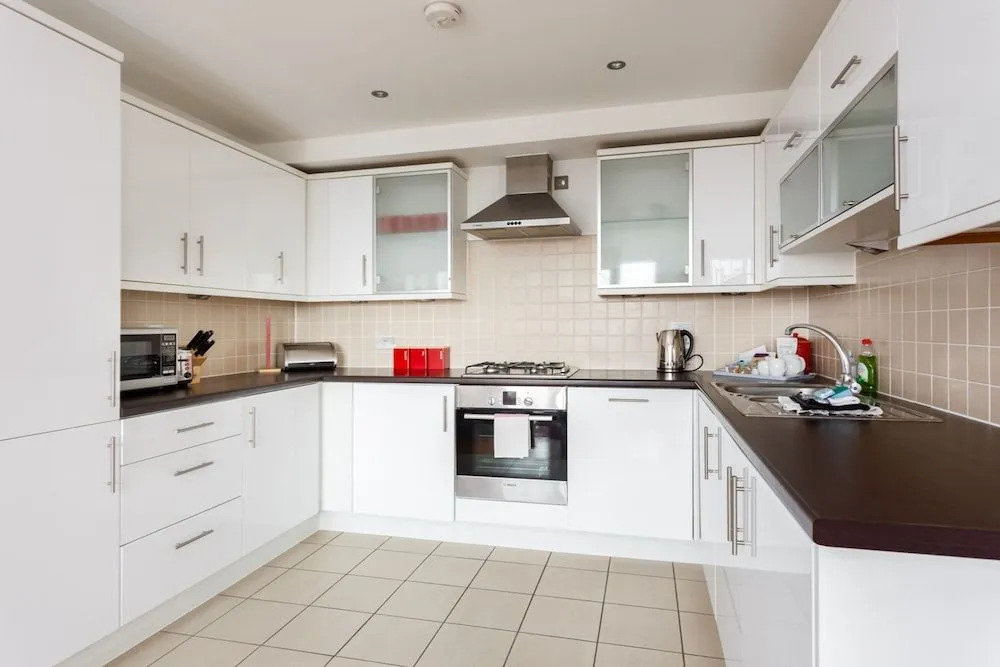 Purbecks - Superb views to Poole Harbour and Purbeck Hills