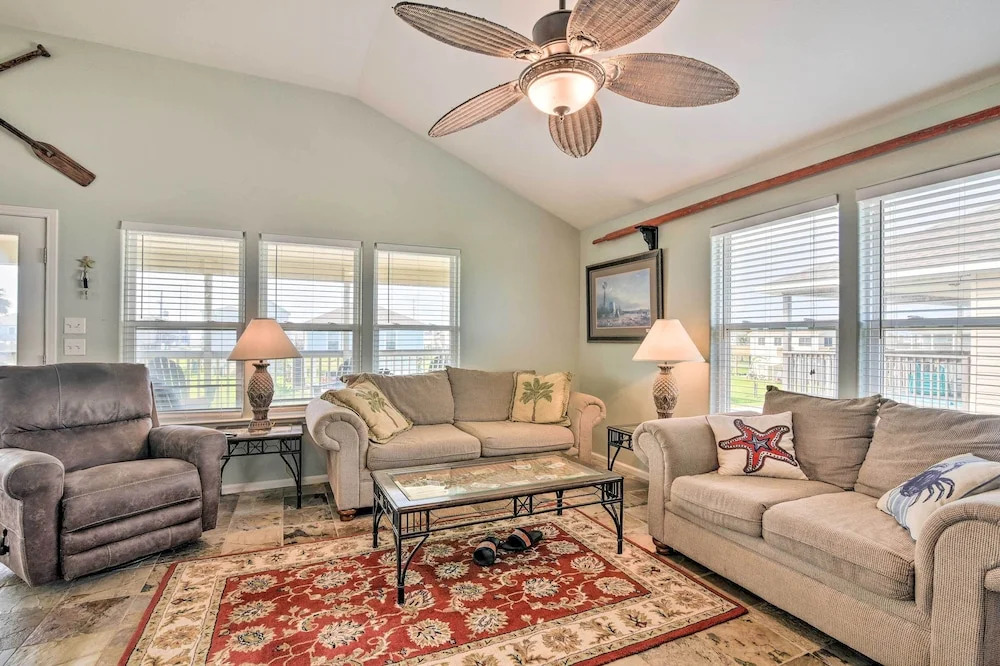Unwind Poolside, Walk to Beach! Galveston Retreat