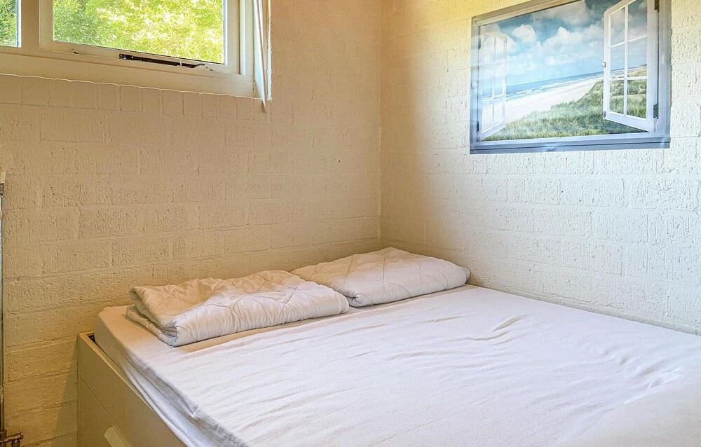 Nice Home In Warmenhuizen With Wifi