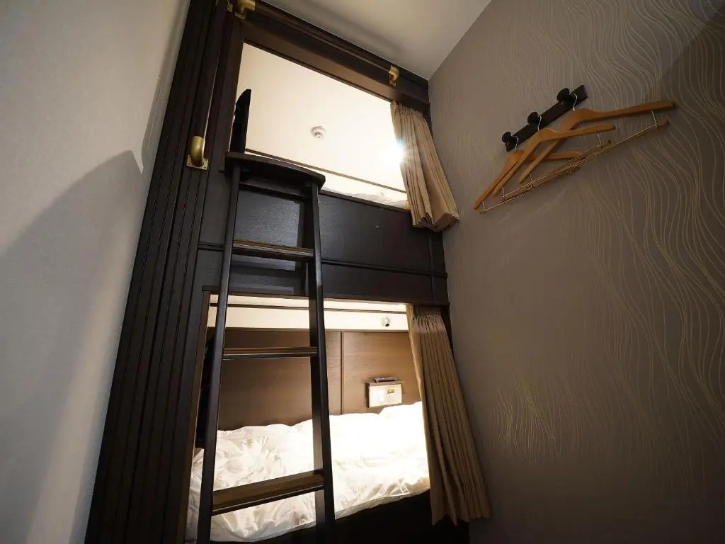 WELLCABIN TENJIN - Male Only